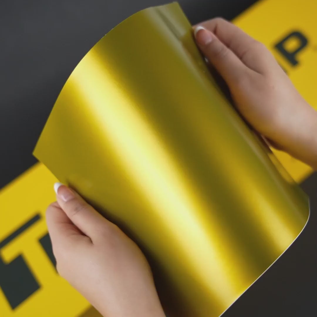 Load video: VCH408-S Golden yellow